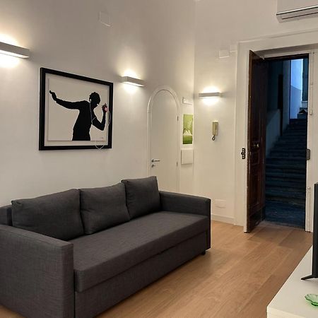 Tom Apartments ナポリ エクステリア 写真