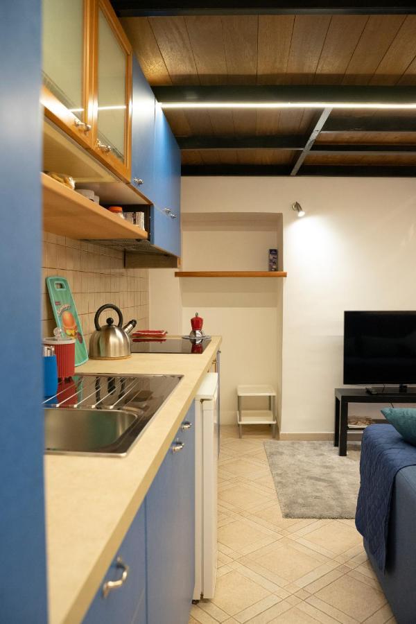 Tom Apartments ナポリ エクステリア 写真